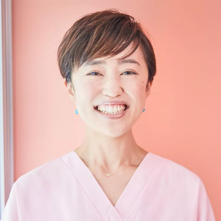 佐藤 亜耶 先生の写真